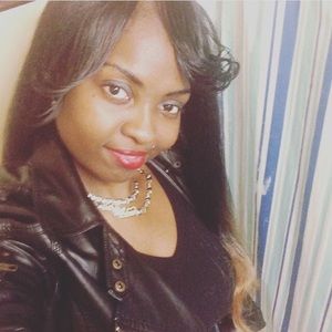 Meet your Posher, Takeisha